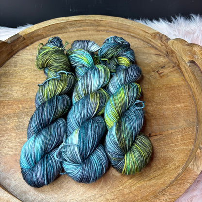 Trevor Morgan DK - Pretty Monster