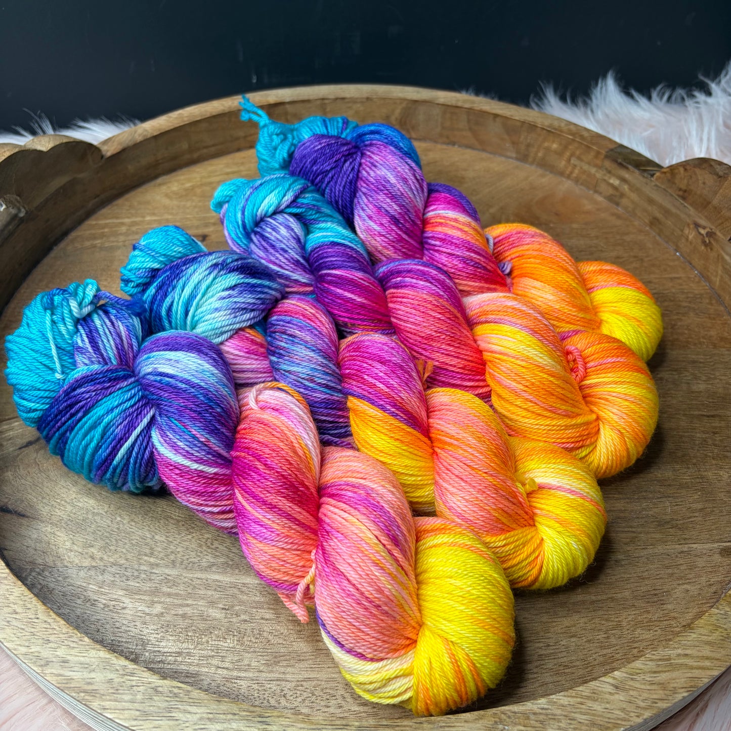 *NEW* Oscar Worsted - Day Hour