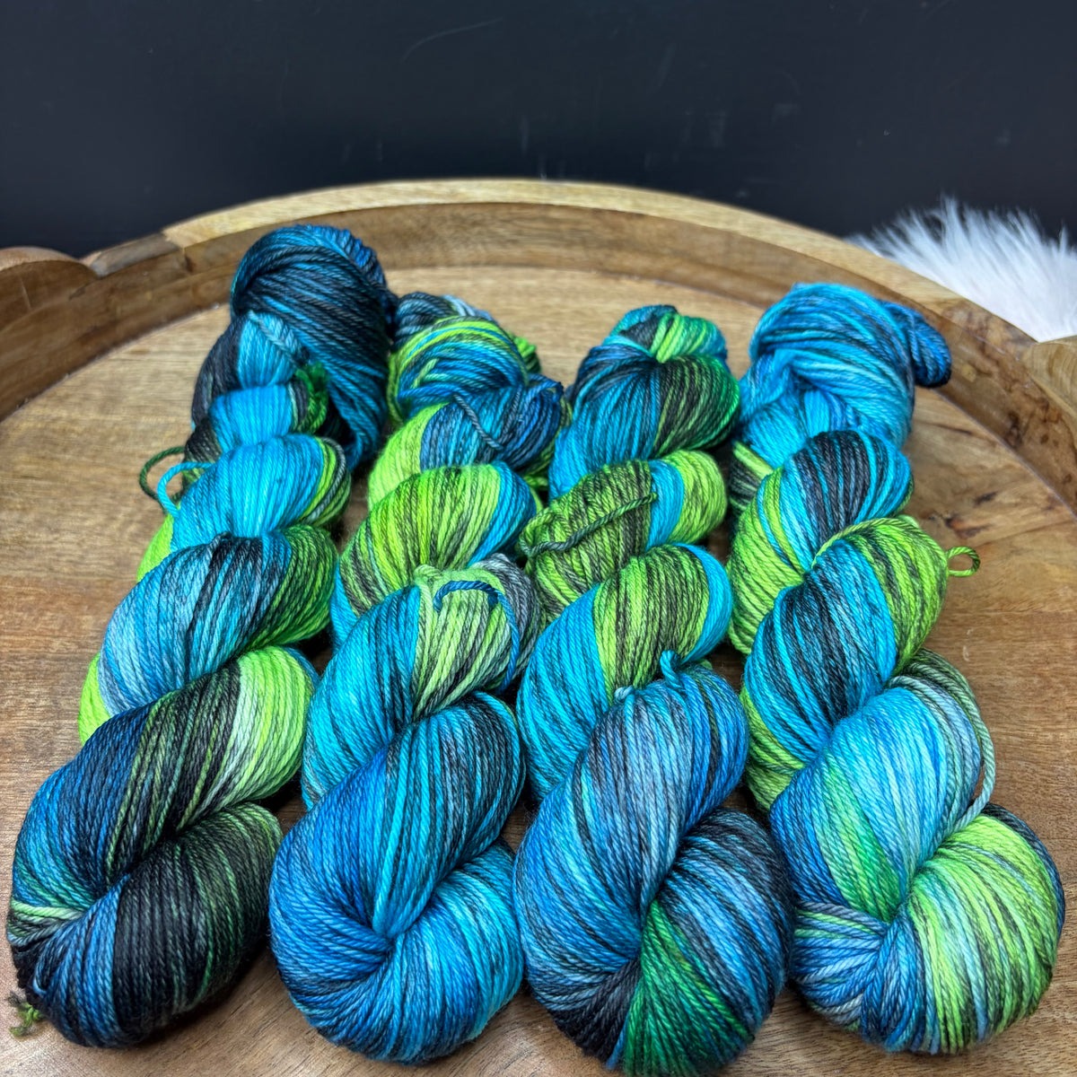 *NEW* Oscar Worsted -  Technicolor Trouble
