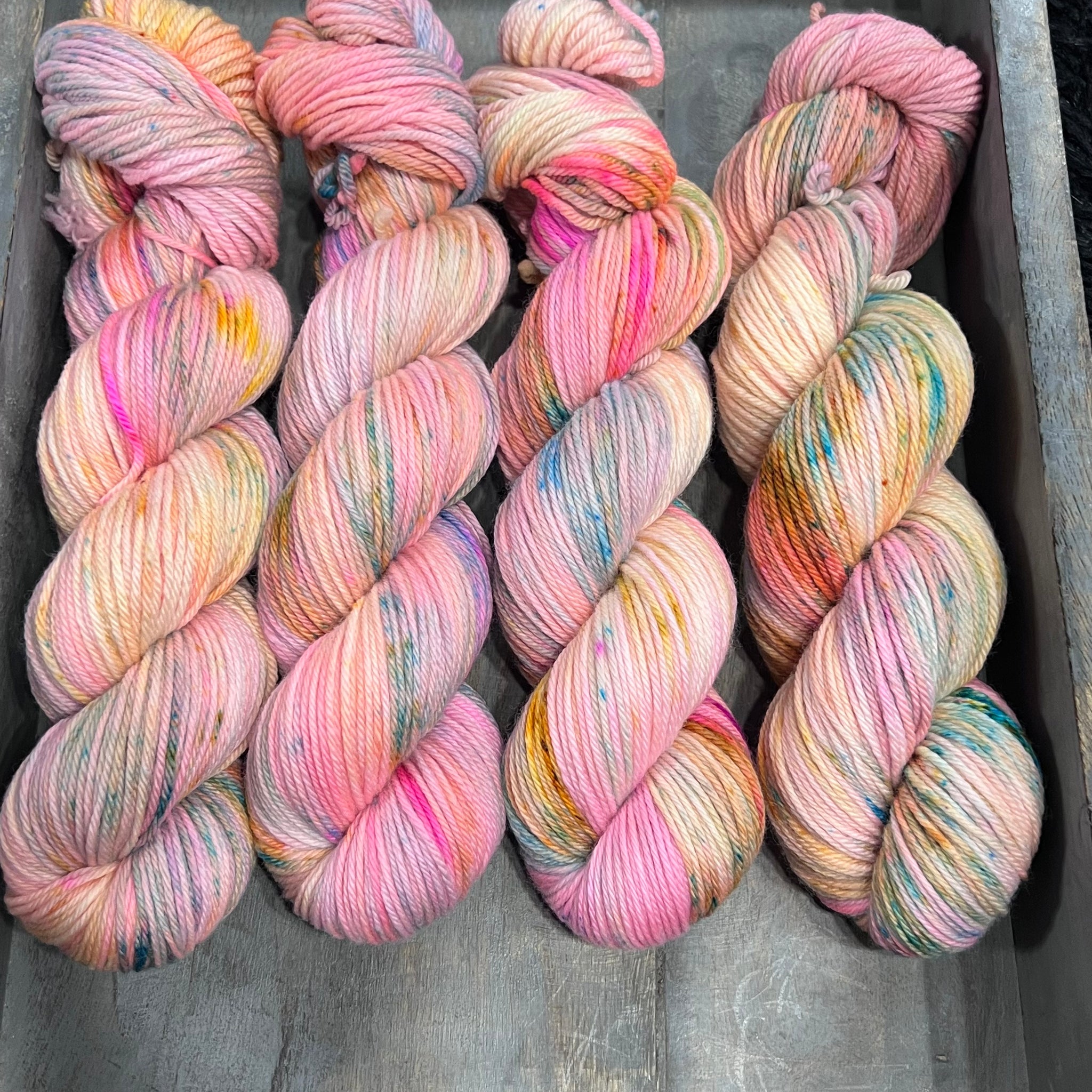 Oscar Worsted- Tangy Twight