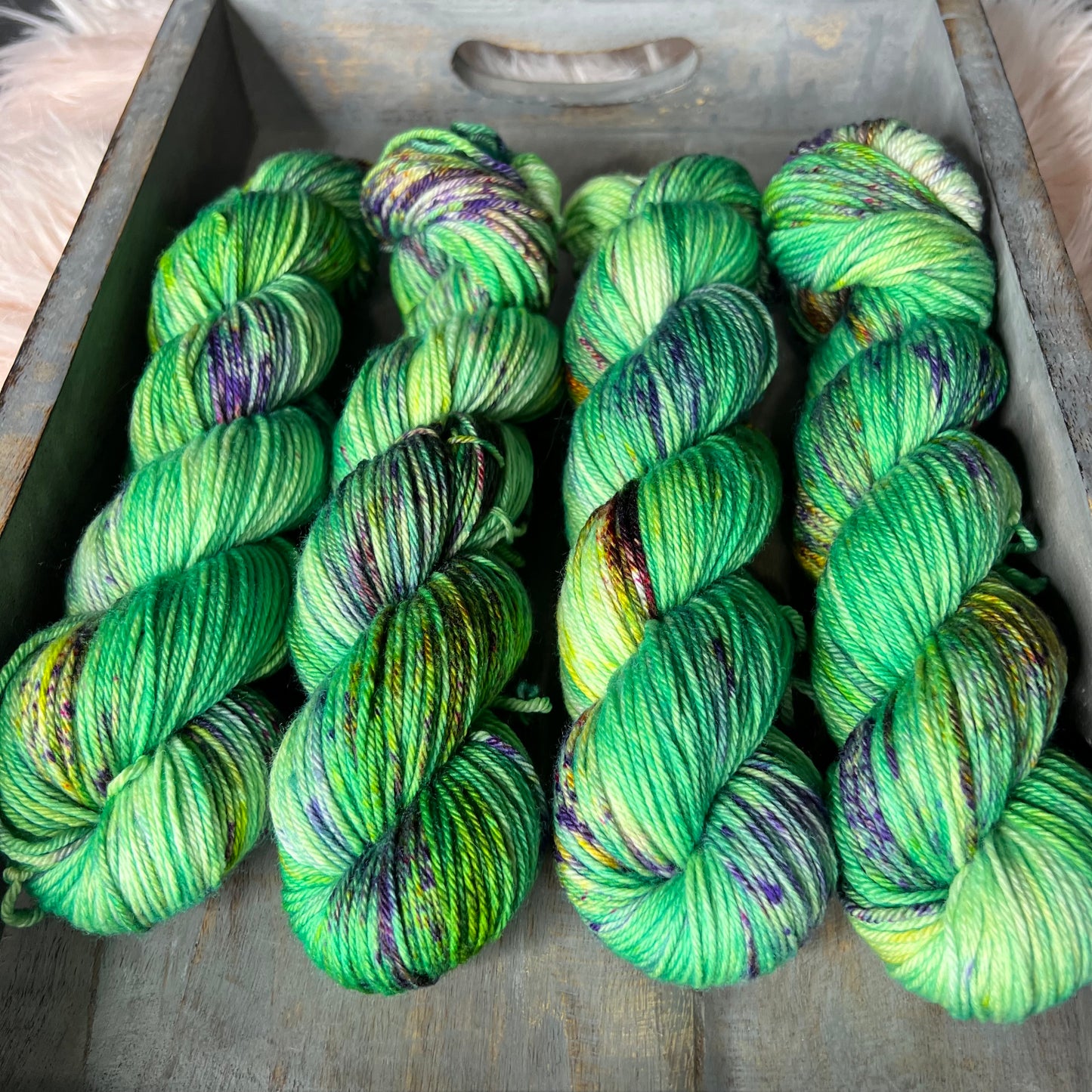 Oscar Worsted - Moss Clover