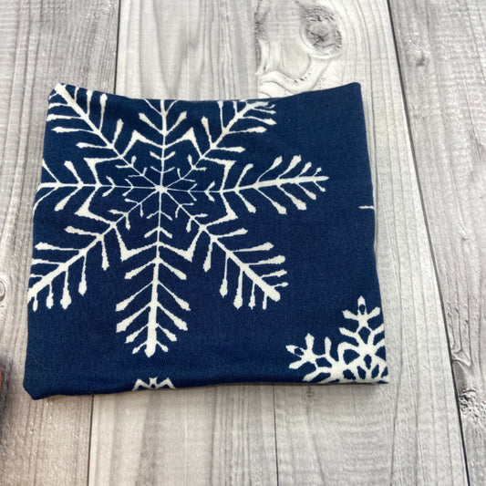 Yarn Cozy- Snowflakes